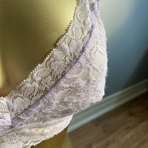 Joe Fresh Lace Bralette - Picture 7 of 7